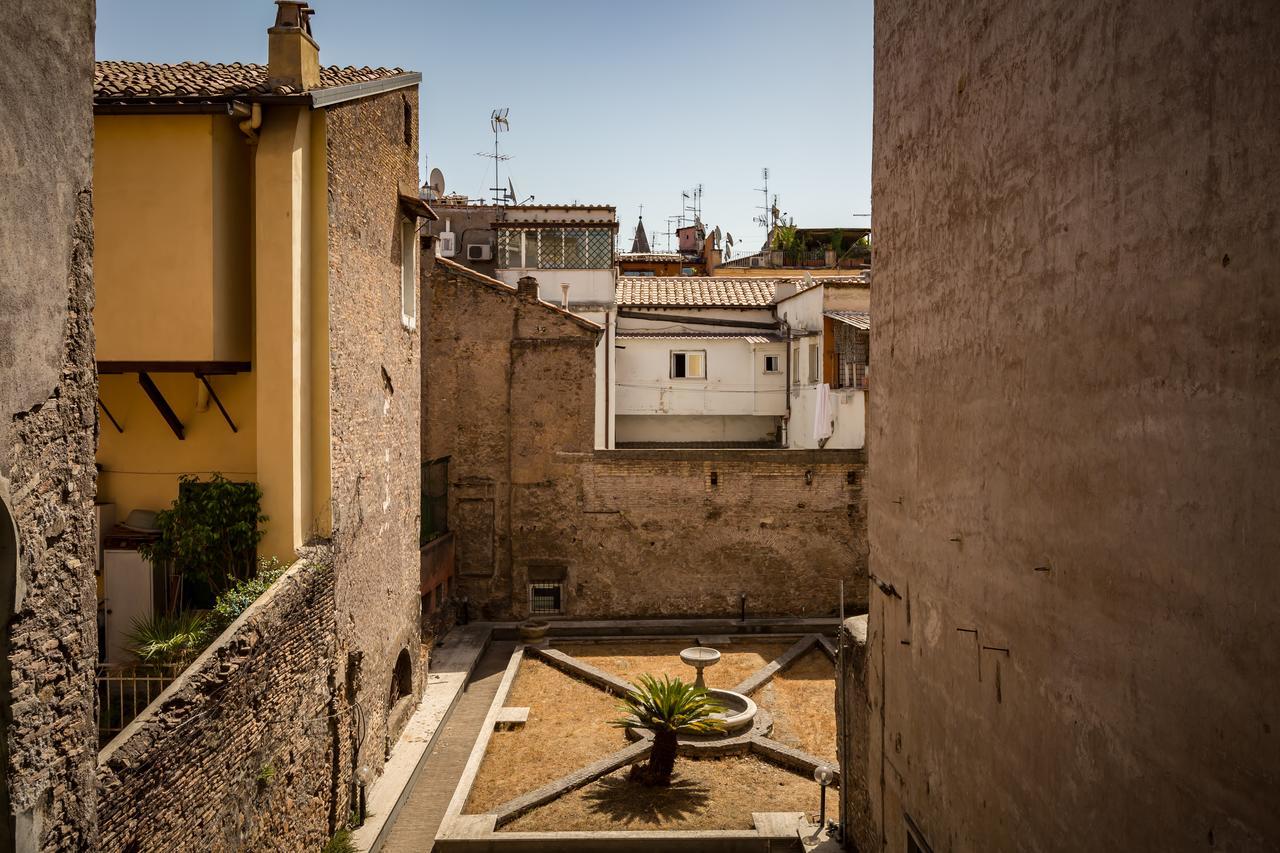 The Hide Trastevere Apartment Rome Bagian luar foto